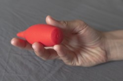 Recenze Vibr&aacute;toru Calexotics Red Hot Fury